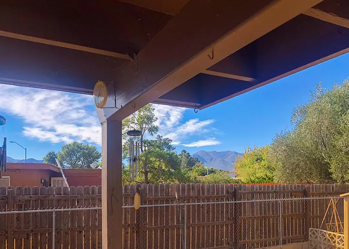 Holiday home Mtn-view W/ Large Yard & Bbq In Sierra Vista! *