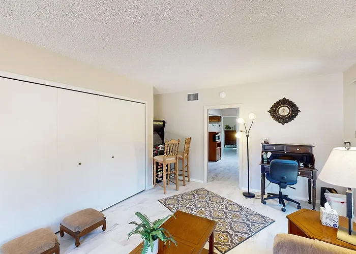 Holiday home Mtn-view W/ Large Yard & Bbq In Sierra Vista! Sierra Vista