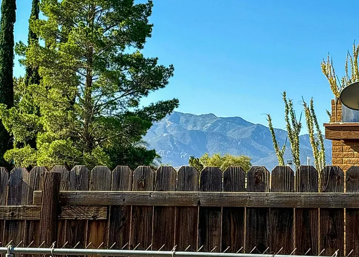 Holiday home Mtn-view W/ Large Yard & Bbq In Sierra Vista!